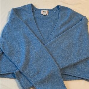 BDG Valeria Cropped Sweater